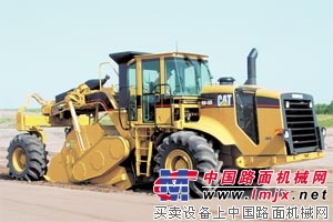 卡特彼勒穩(wěn)定土拌合機(jī) 整機(jī)圖集 (2)